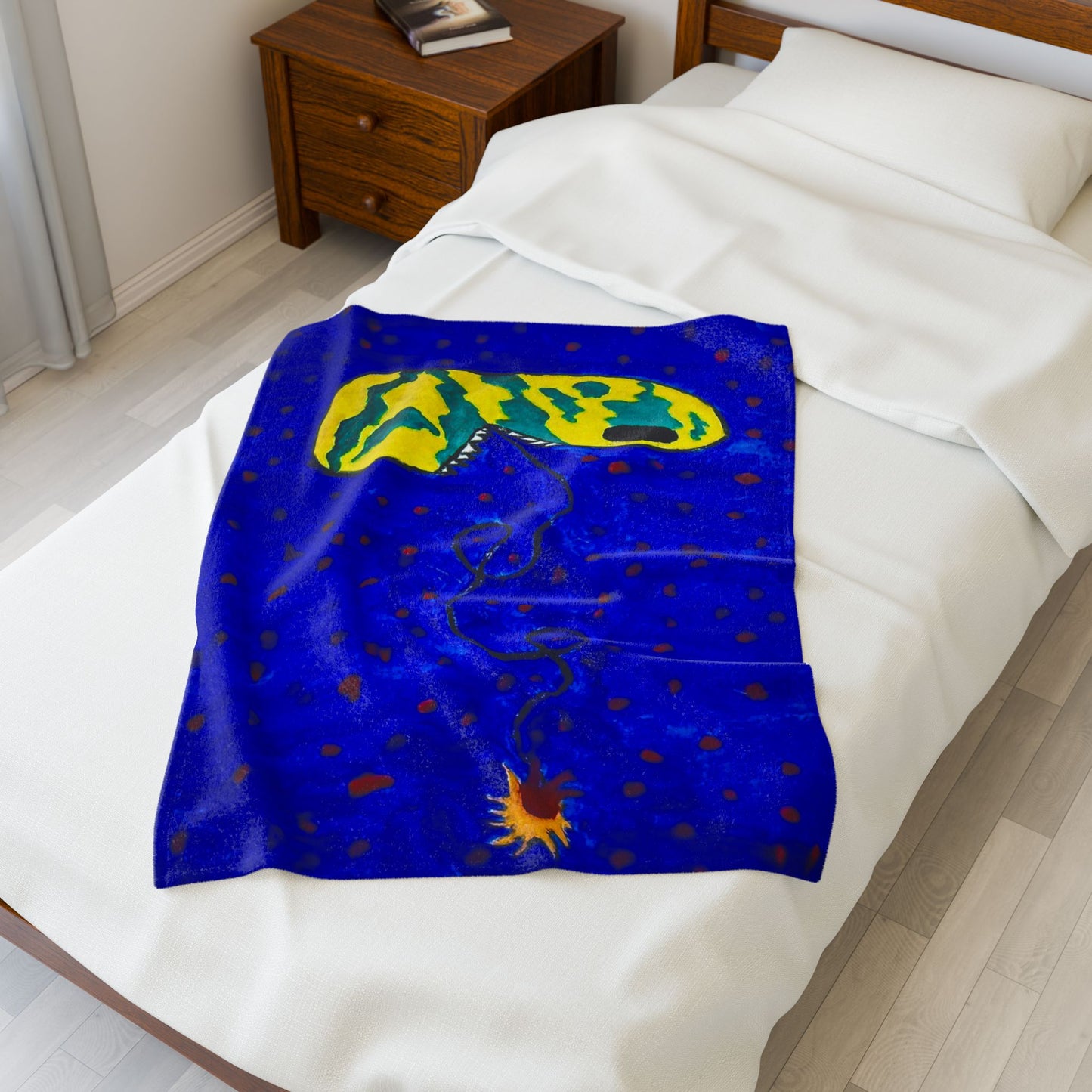 Echo13 No. 14 – Zin the Signal Eater Velveteen Plush Blanket